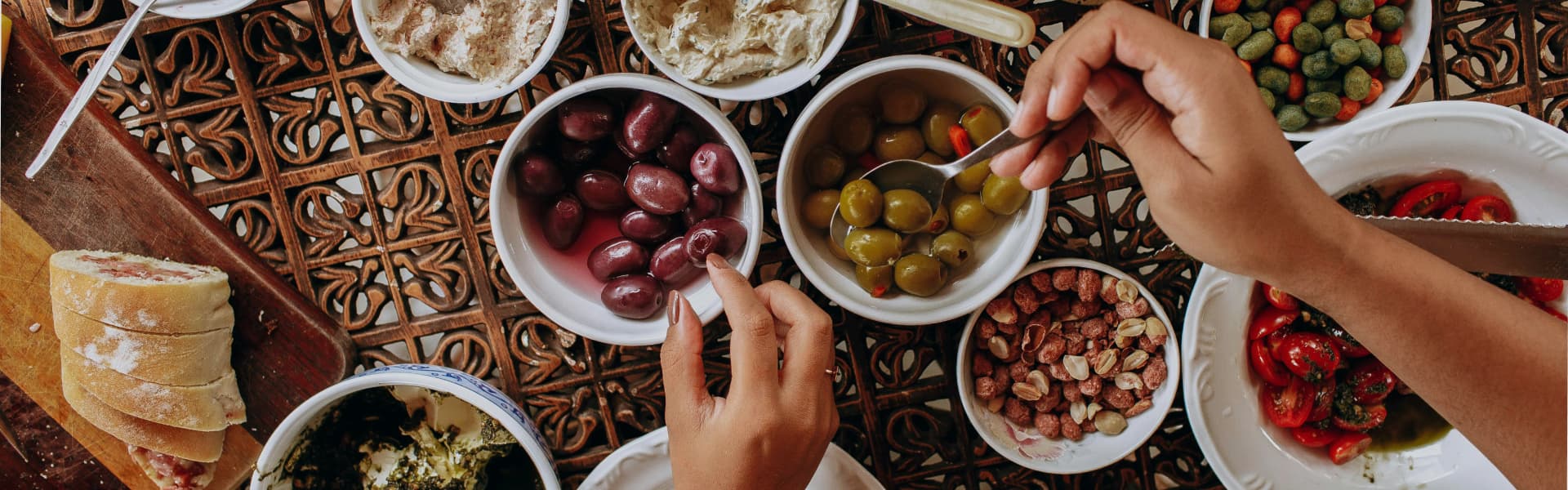 Ege'nin katkısız zeytinleri Avni Erel'de - Avni Erel Zeytincilik